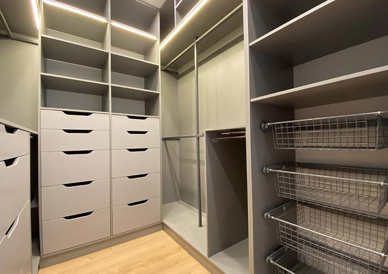 mebel-dlya-garderobnoj-069
